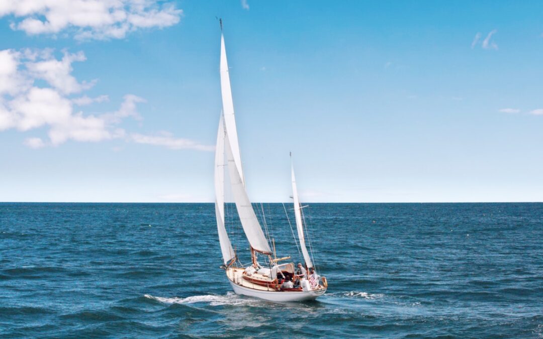 Signs Your Boat Windows Need Repair or Replacement