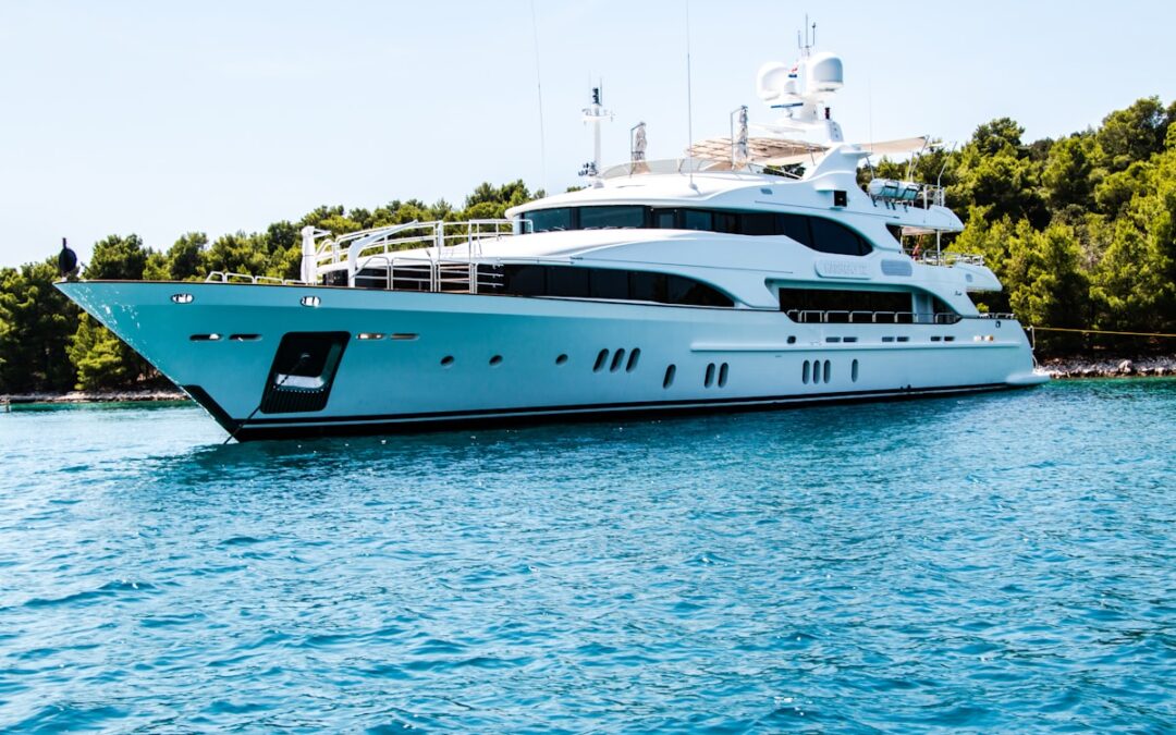 How to Choose a Marine Window Company in South Florida